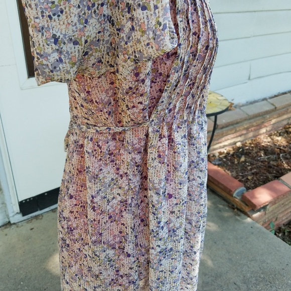 Flowy abstract floral tunic top - Picture 2 of 7